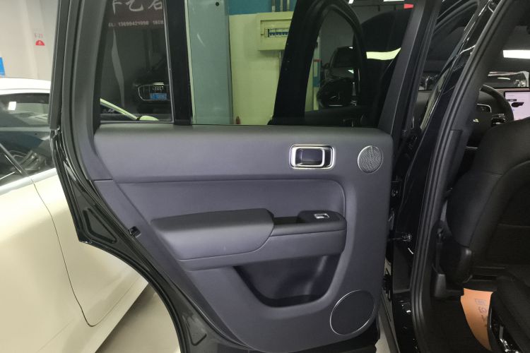 理想汽车 理想L8 2024款 Max中控内饰49