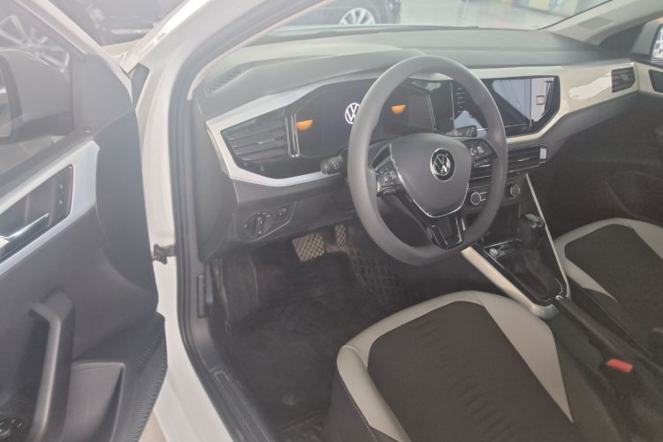 大众 Polo 2023款  Plus 1.5L 自动炫彩科技版中控内饰7003