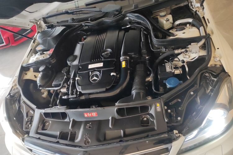 奔驰C级 2013款 C 260 时尚型 Grand Edition局部细节24