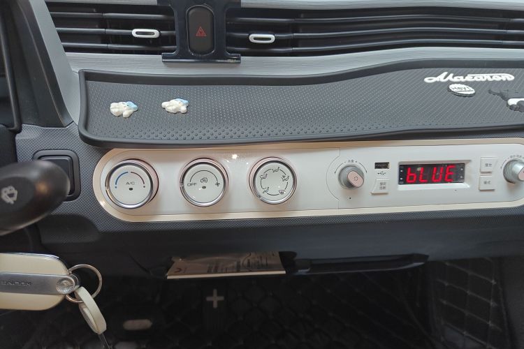 五菱汽车 宏光MINIEV 2022款 马卡龙臻享款 磷酸铁锂中控内饰16