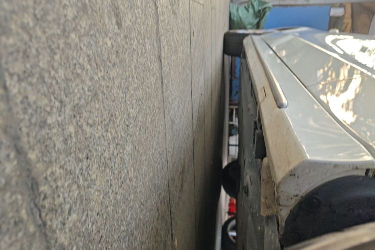 奔驰C级 2019款 C 260 L 运动版局部细节9001