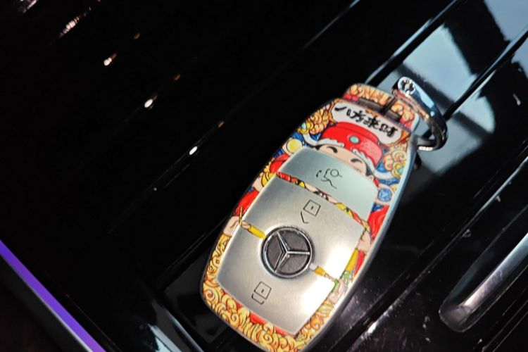 奔驰GLA 2023款 GLA 220中控内饰7001