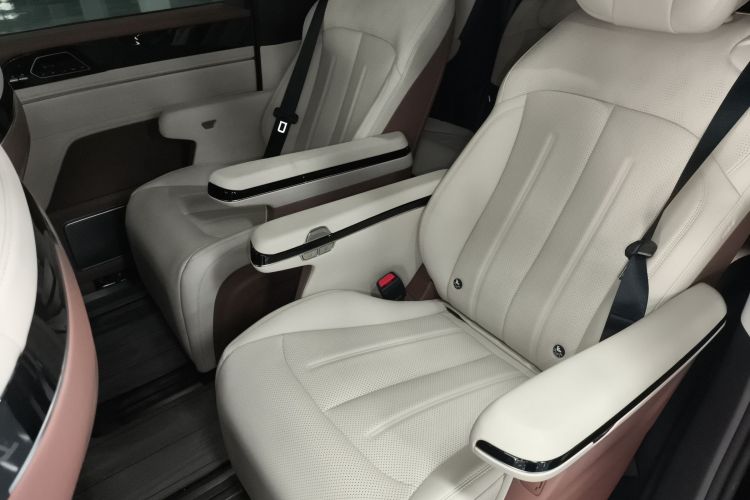 比亚迪 夏 2025款 DM-i 1.5T 180km 超越型中控内饰21