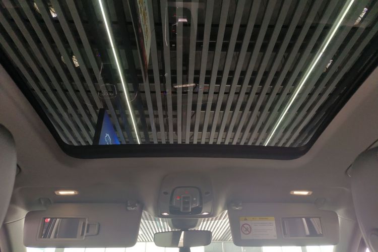 奥迪Q5L 2022款 改款 40T 豪华动感型中控内饰22