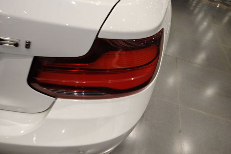 宝马2系(进口) 2019款 225i 敞篷轿跑车 运动设计套装车身外观6006