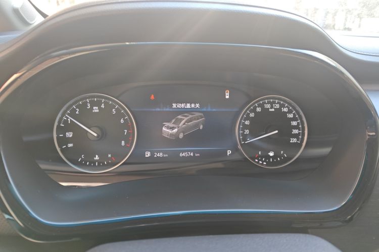 别克GL8 2023款 陆上公务舱 舒适型中控内饰14