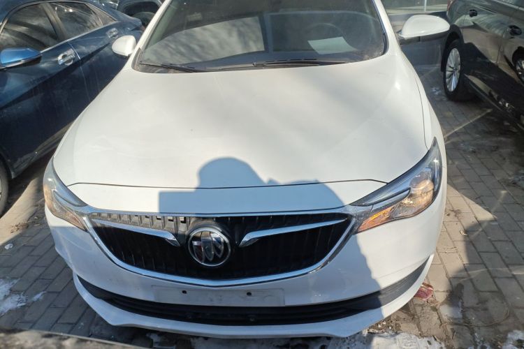 别克 英朗 2021款 1.3T 自动轻混动进取型车身外观2