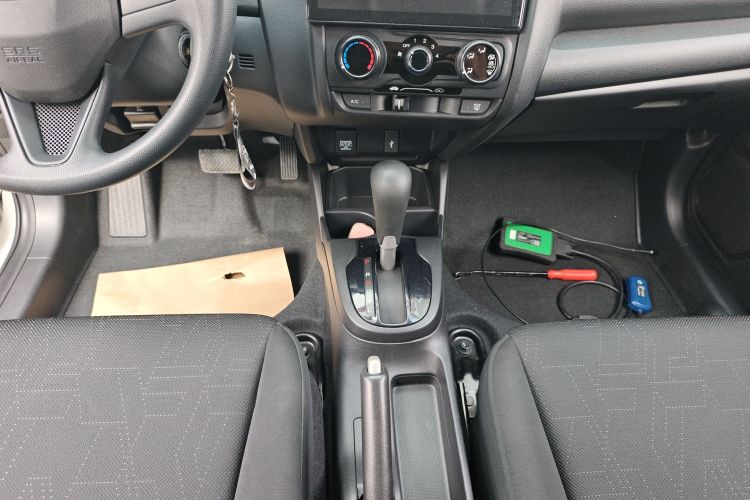 本田 飞度 2020款 1.5L CVT舒适版中控内饰18