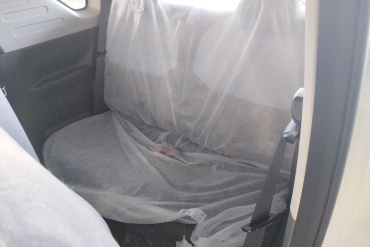 吉利银河 2024款 熊猫mini 200km 耐力熊中控内饰21