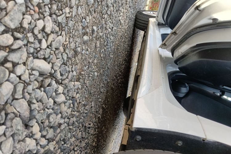 丰田 雷凌 2021款 TNGA 1.5L CVT进取版局部细节9002