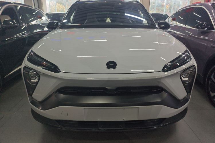 蔚来ES6 2020款 420KM 运动版车身外观2