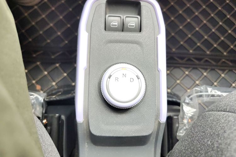 奇瑞新能源 QQ冰淇淋 2022款 170km 圣代 磷酸铁锂局部细节18