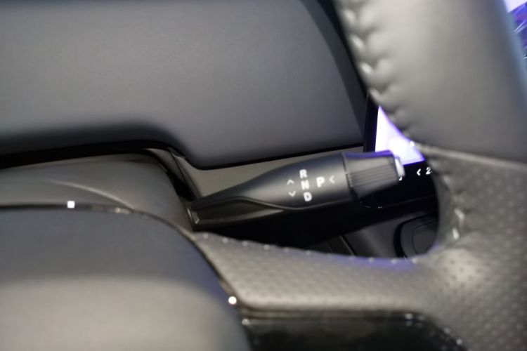 岚图汽车 岚图知音 2024款 四驱全球版局部细节18