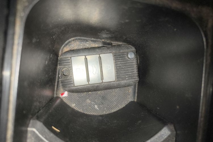 荣威RX5 2016款 20T 两驱手动互联网智惠版中控内饰7001