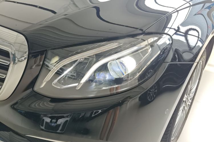 奔驰E级 2020款 改款 E 300 L 殊享版局部细节36