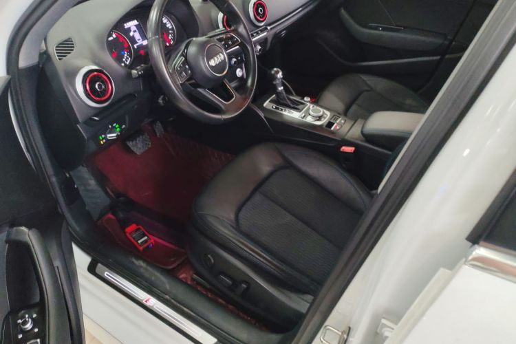 奥迪A3 2020款 Limousine 35 TFSI 时尚型 国VI中控内饰19