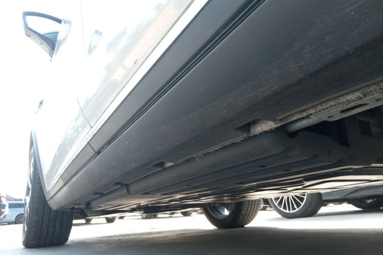 比亚迪 唐新能源 2025款 智驾版 DM-i 115KM 尊荣型局部细节9002