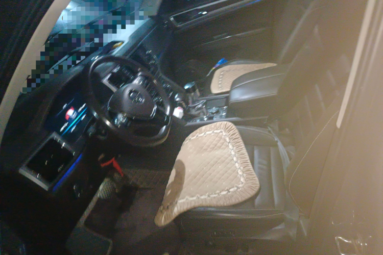 大众 途昂 2017款 380TSI 四驱旗舰版中控内饰19