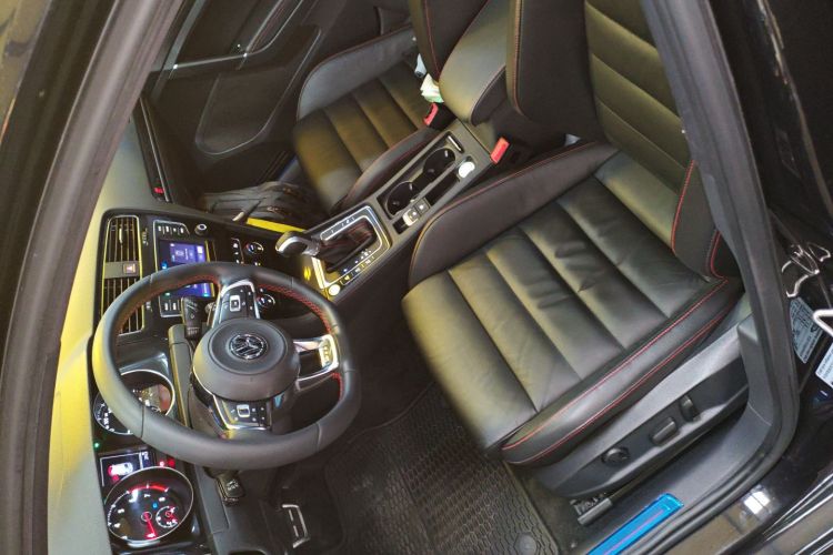 大众 高尔夫GTI 2016款 2.0TSI GTI中控内饰19