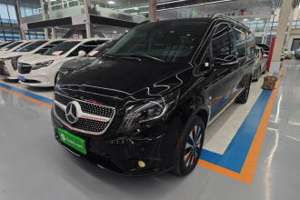 奔驰 威霆 2021款 2.0T 商务版 7座