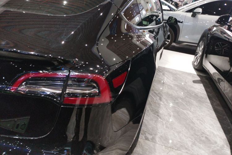 特斯拉 Model 3 2022款 后轮驱动版车身外观6001