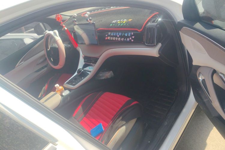 比亚迪 宋Pro新能源 2023款 冠军版 DM-i 110KM超越型局部细节9005