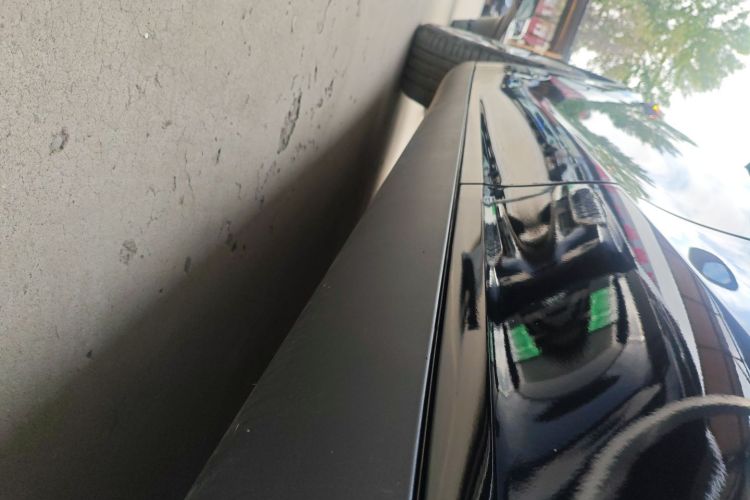 特斯拉 Model Y 2022款 改款 后轮驱动版局部细节9002