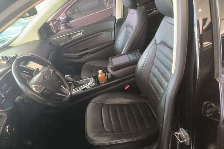 福特 锐界 2016款 EcoBoost 245 两驱豪锐型 7座局部细节19