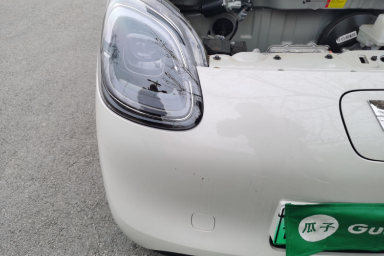 五菱汽车 宏光MINIEV 2025款 四门版 进阶款车身外观8