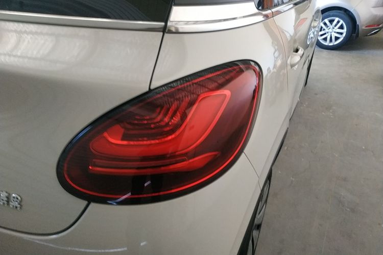 五菱汽车 五菱缤果 2023款 410km 灵犀尊享款车身外观9