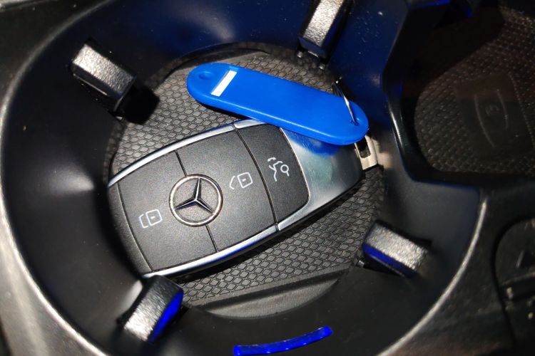 奔驰GLC 2020款 GLC 260 L 4MATIC 豪华型中控内饰11