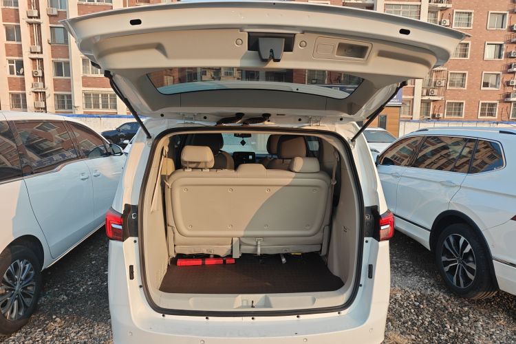 别克GL8 2023款 陆上公务舱 智享型局部细节23