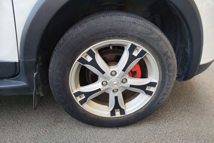 长城M4 2014款 1.5L 手动豪华型车身外观10