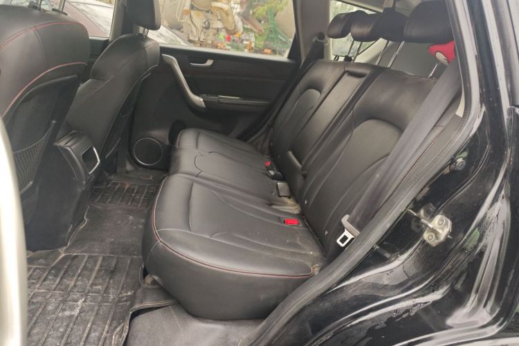 哈弗H6 2015款 改款 运动版 1.5T 手动两驱精英型中控内饰7004