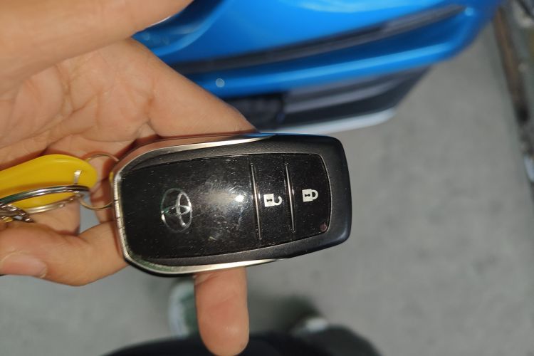 丰田 RAV4荣放 2016款 2.5L 自动四驱精英版中控内饰11