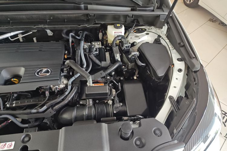 雷克萨斯NX 2025款 350h JOY机舱底盘26