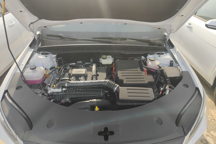 比亚迪 秦PLUS 2025款 DM-i 智驾版 55KM领先型机舱底盘24