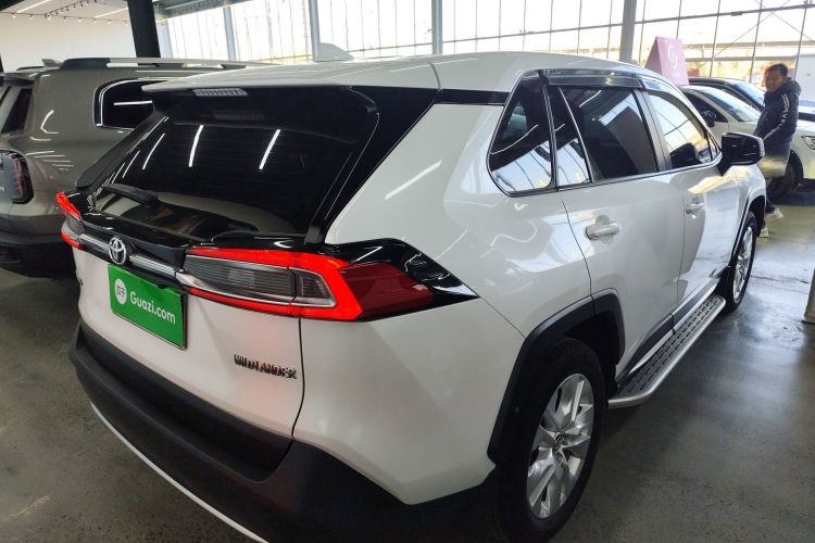 丰田 威兰达 2022款 2.0L CVT两驱都市版车身外观7