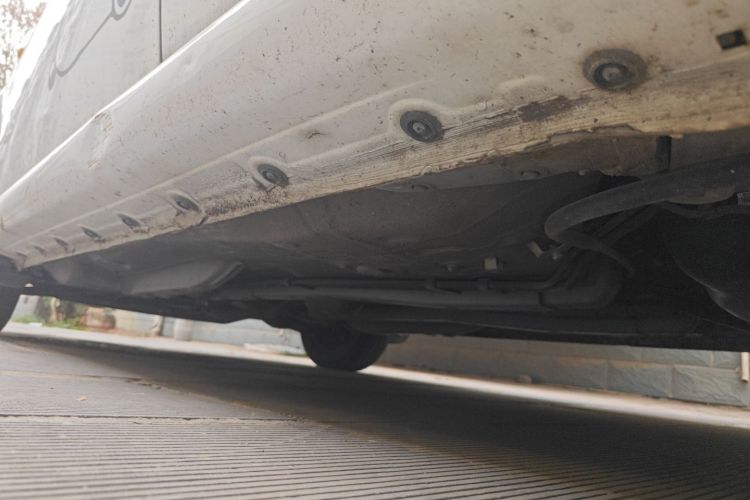 比亚迪F0 2015款 1.0L AMT 铉酷型局部细节9003