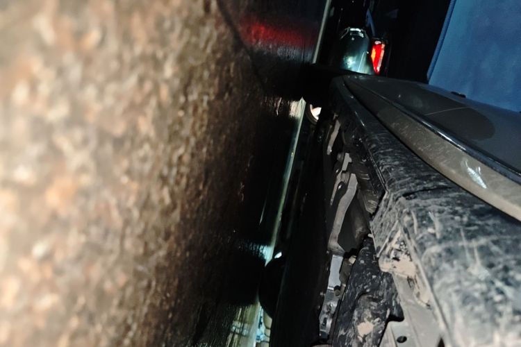 鸿蒙智行 智界R7 2025款 增程 251km Max局部细节9002