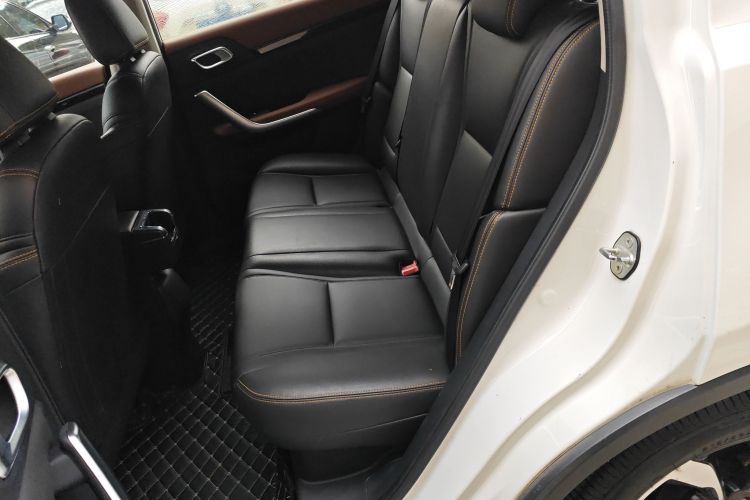 东风风神AX4 2017款 1.6L DCT潮尚型中控内饰7004