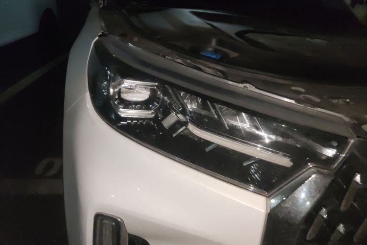 奔腾T99 2020款 20TD 自动尊享型车身外观8