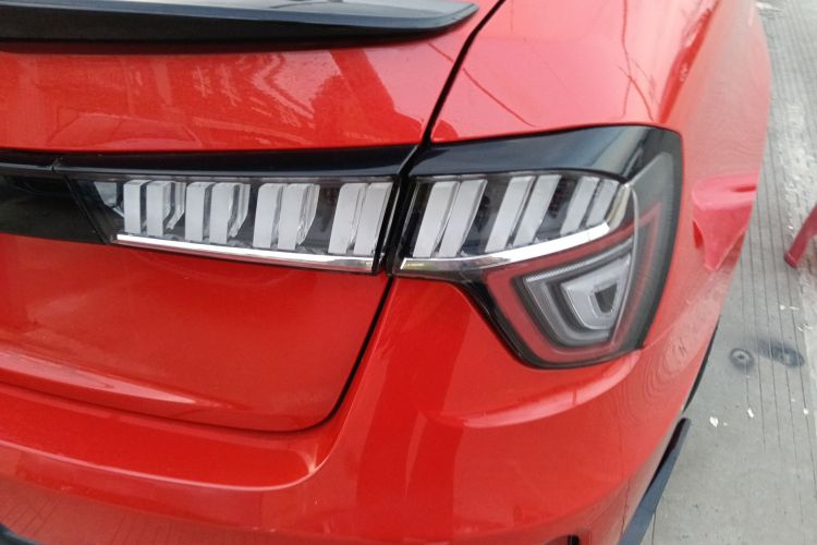 领克03 2019款 1.5TD DCT劲Pro版 国VI车身外观9