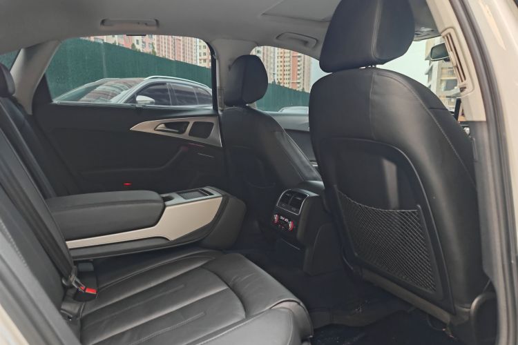 奥迪A6L 2016款 45 TFSI quattro 运动型中控内饰7004