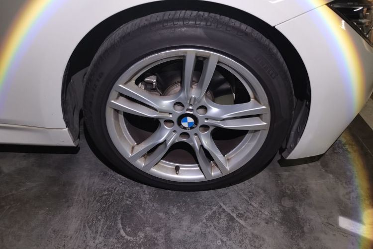 宝马3系 2017款 320Li M运动型车身外观10