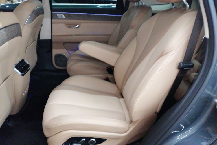 鸿蒙智行 问界M7 2022款 1.5T 四驱豪华版中控内饰21