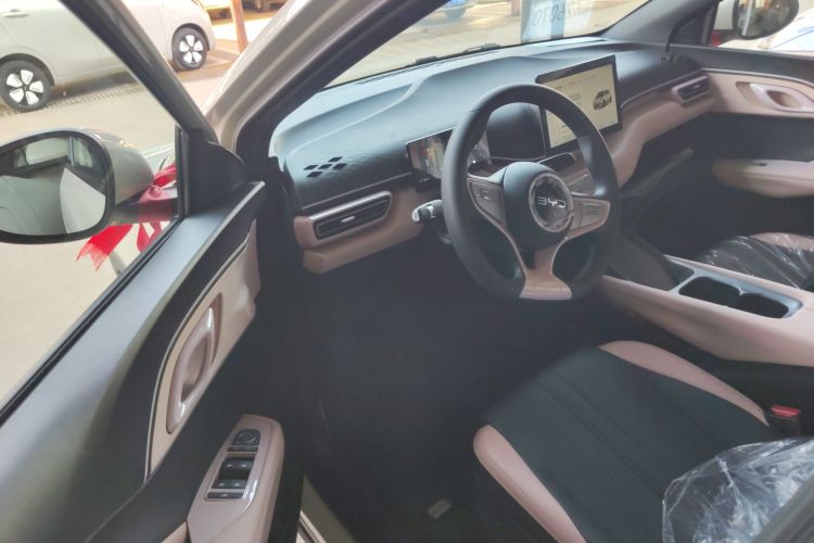 比亚迪 海鸥 2025款 智驾版 305km 活力版中控内饰7003