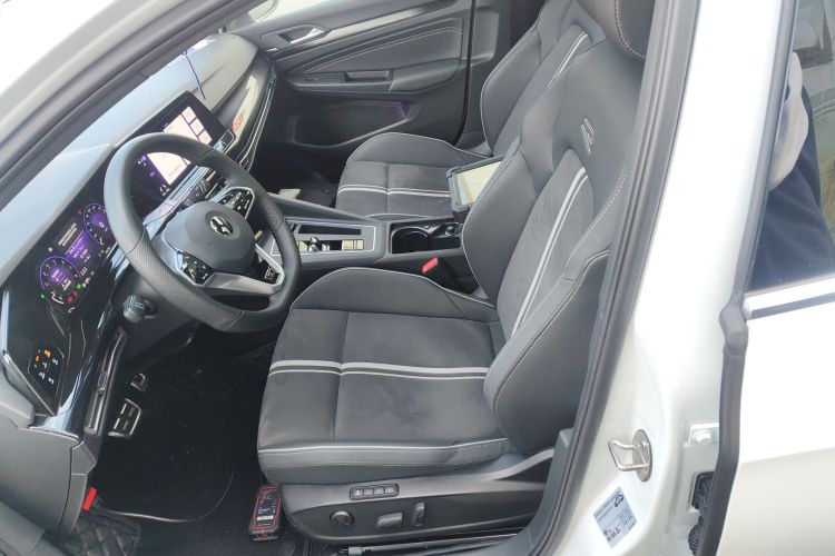 大众 高尔夫 2023款 改款 280TSI DSG R-Line Lite中控内饰19