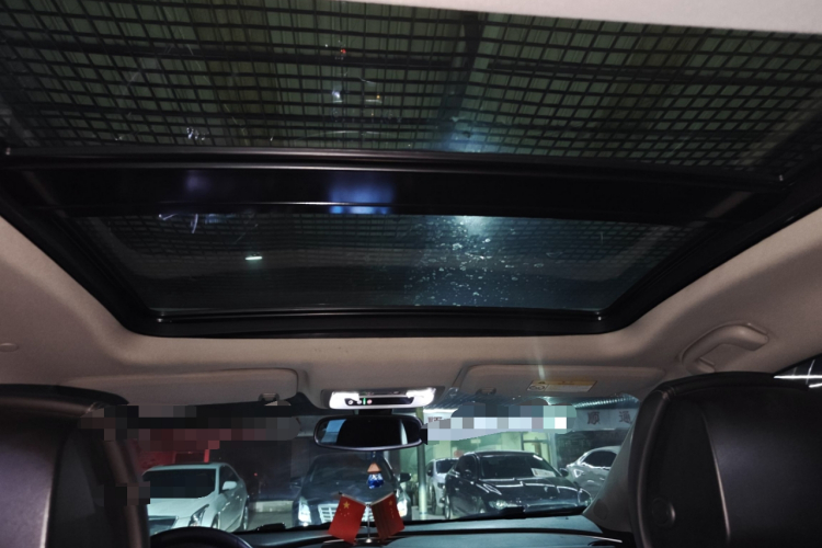 别克 君越 2018款 20T 精英型中控内饰22