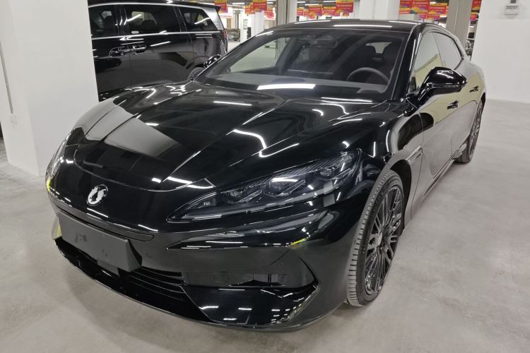 腾势Z9GT 2024款 1100四驱Ultra版车身外观1